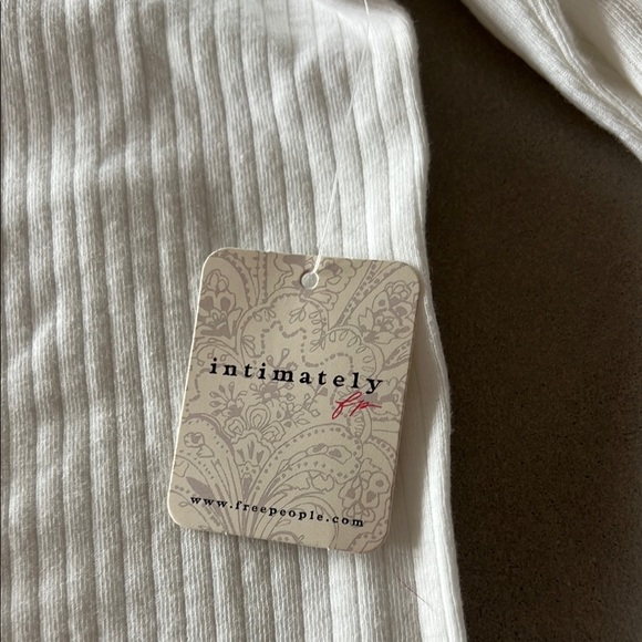 NWT White Long Sleeve Ribbed Top by Intimately by Free People in size L - Picture 3 of 9